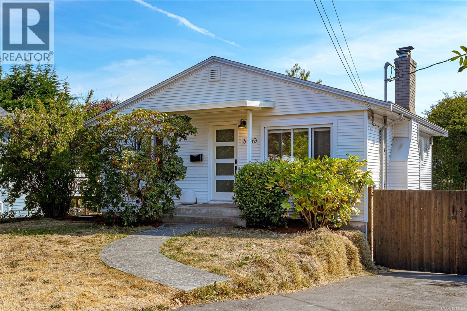 Single Family House for Sale in  Alder St Victoria 