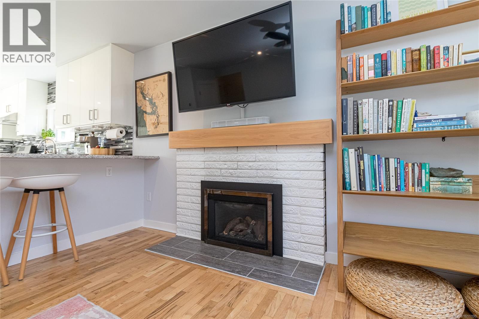 Single Family House for Sale in  Alder St Victoria 