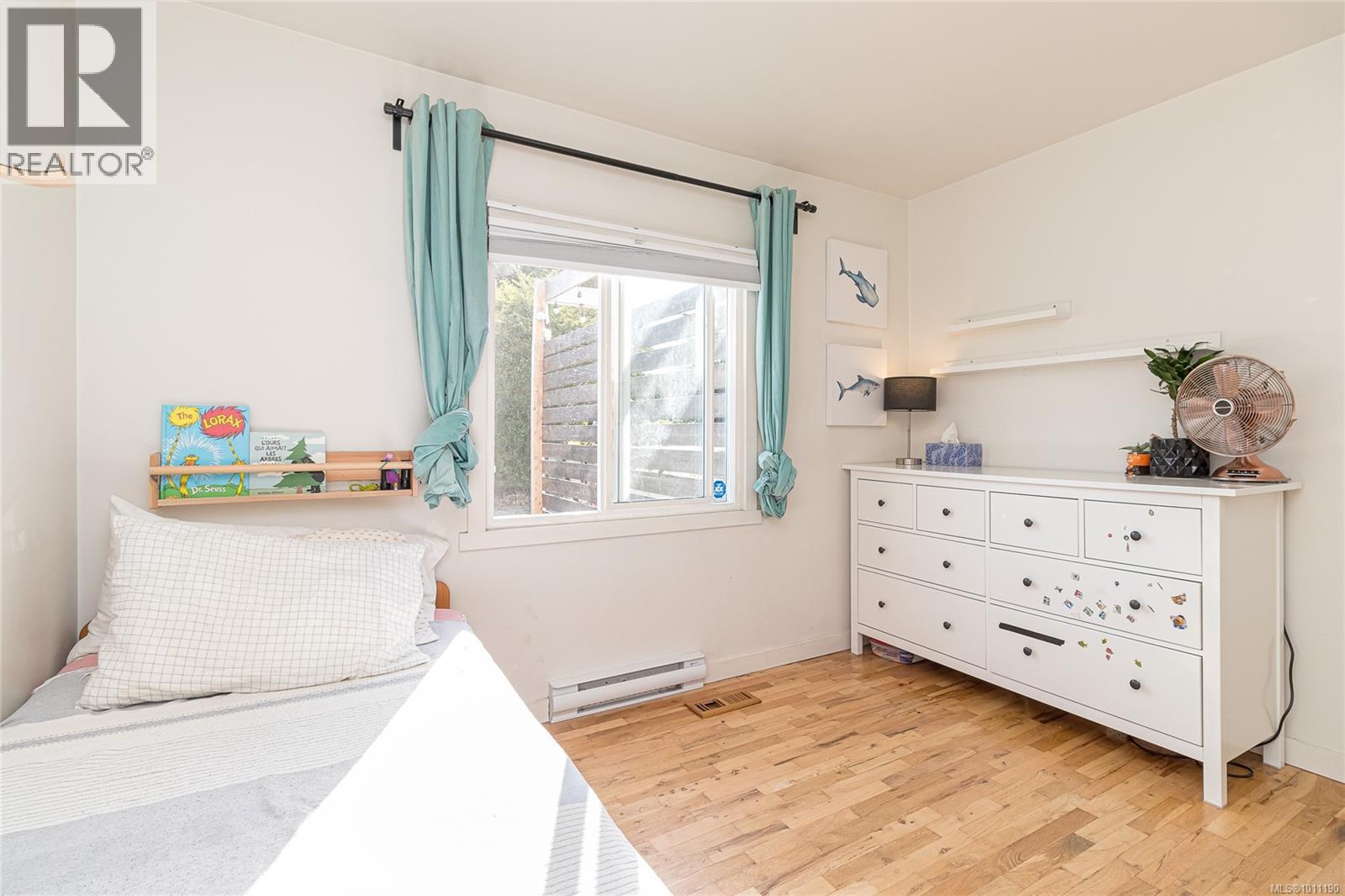 Single Family House for Sale in  Alder St Victoria 
