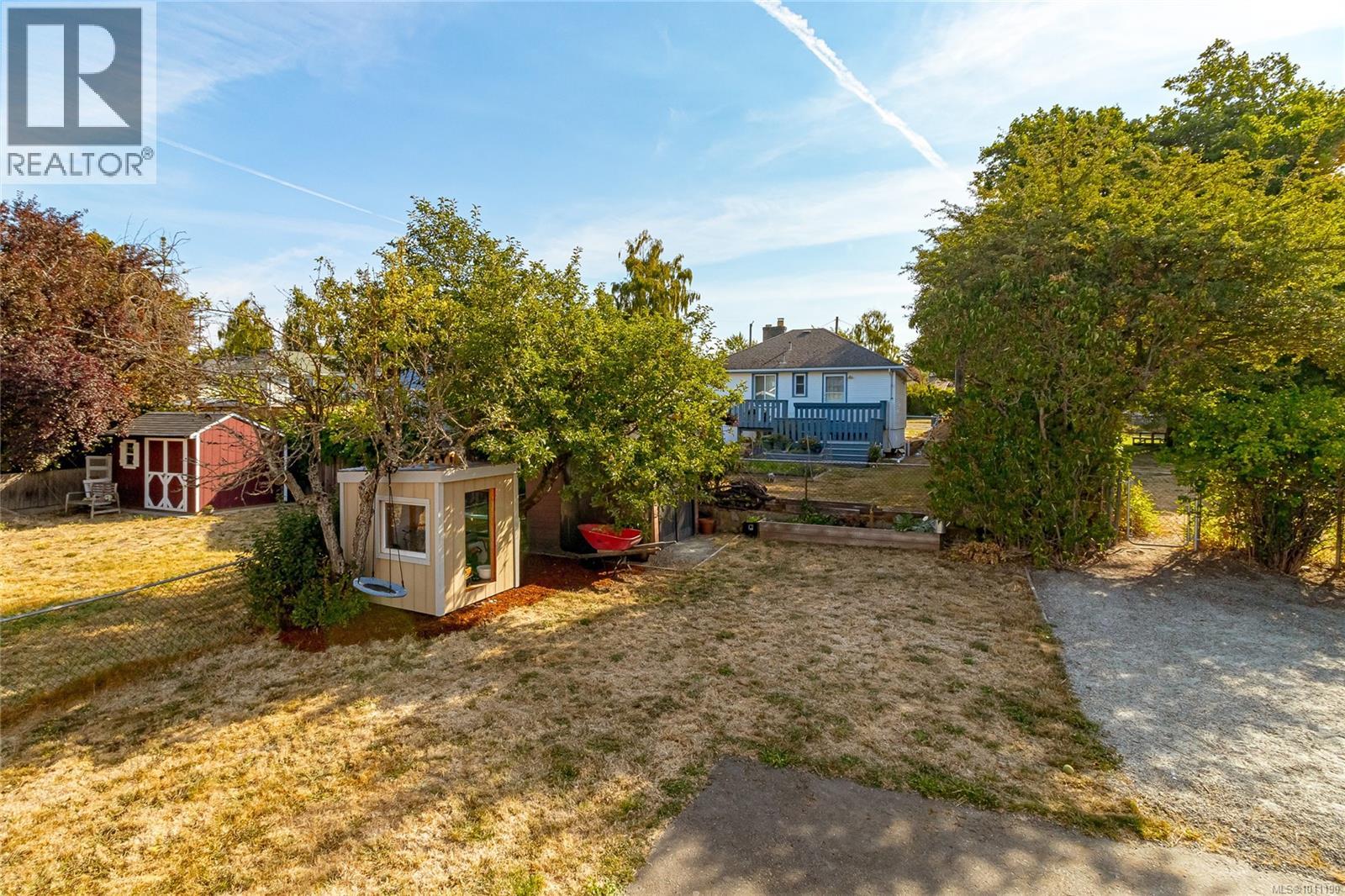 Single Family House for Sale in  Alder St Victoria 