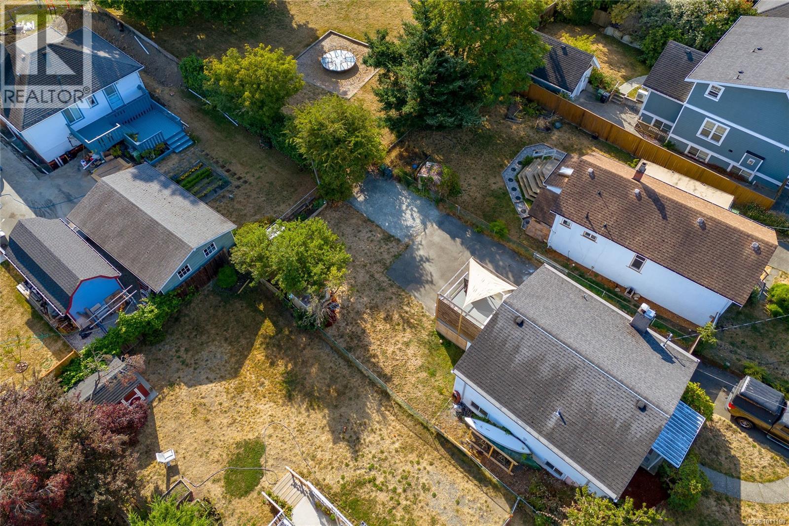 Single Family House for Sale in  Alder St Victoria 