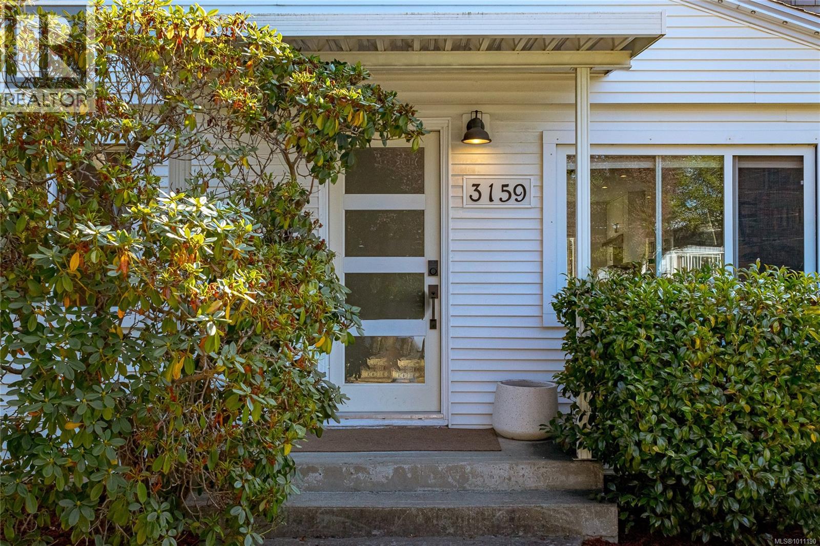 Single Family House for Sale in  Alder St Victoria 