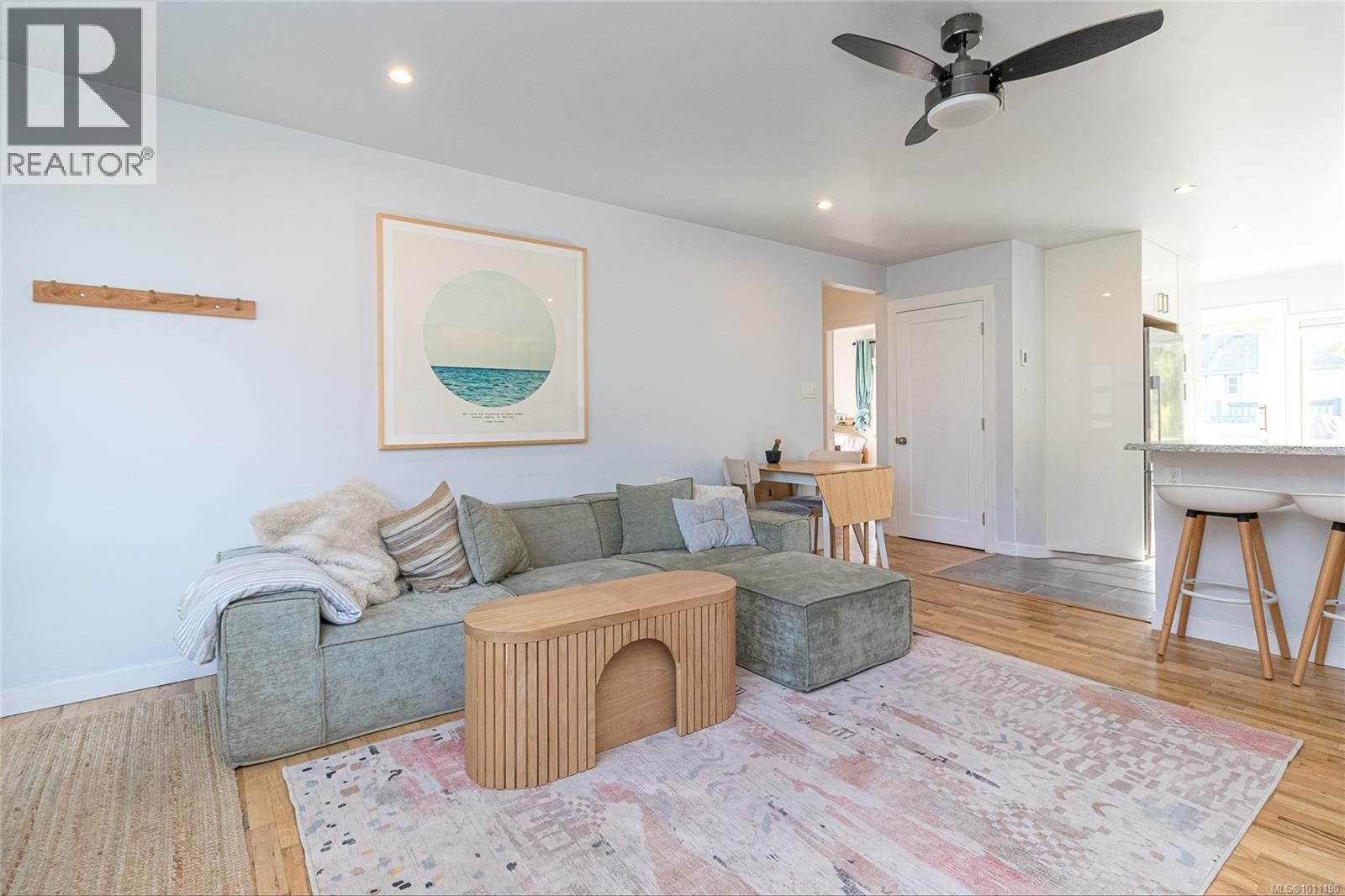Single Family House for Sale in  Alder St Victoria 