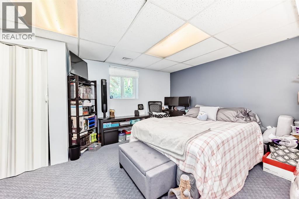 Single Family House Bungalow for Sale in   Avenue NW Bowness Calgary 
