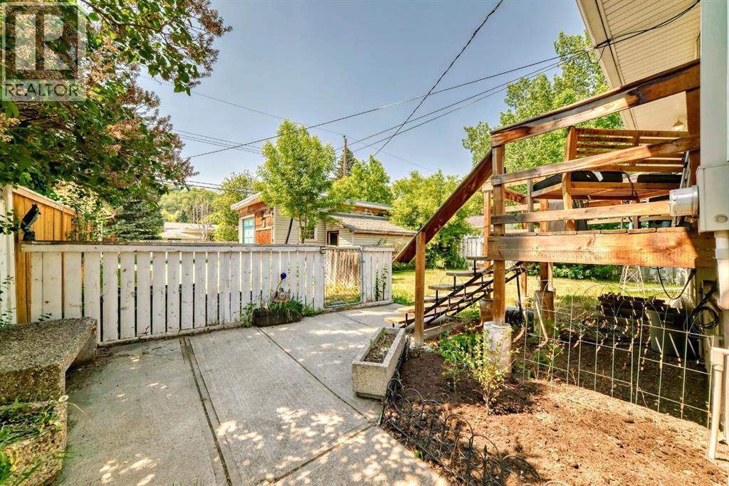 Single Family House Bungalow for Sale in   Avenue NW Bowness Calgary 
