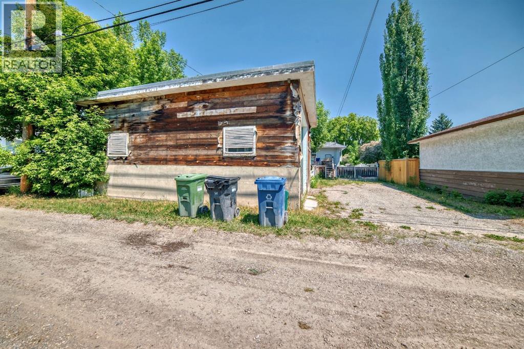 Single Family House Bungalow for Sale in   Avenue NW Bowness Calgary 
