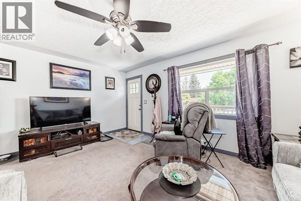 Single Family House Bungalow for Sale in   Avenue NW Bowness Calgary 