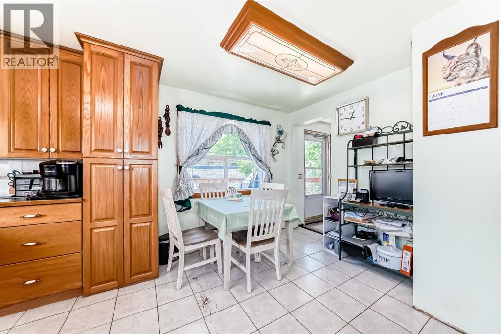 Single Family House Bungalow for Sale in   Avenue NW Bowness Calgary 