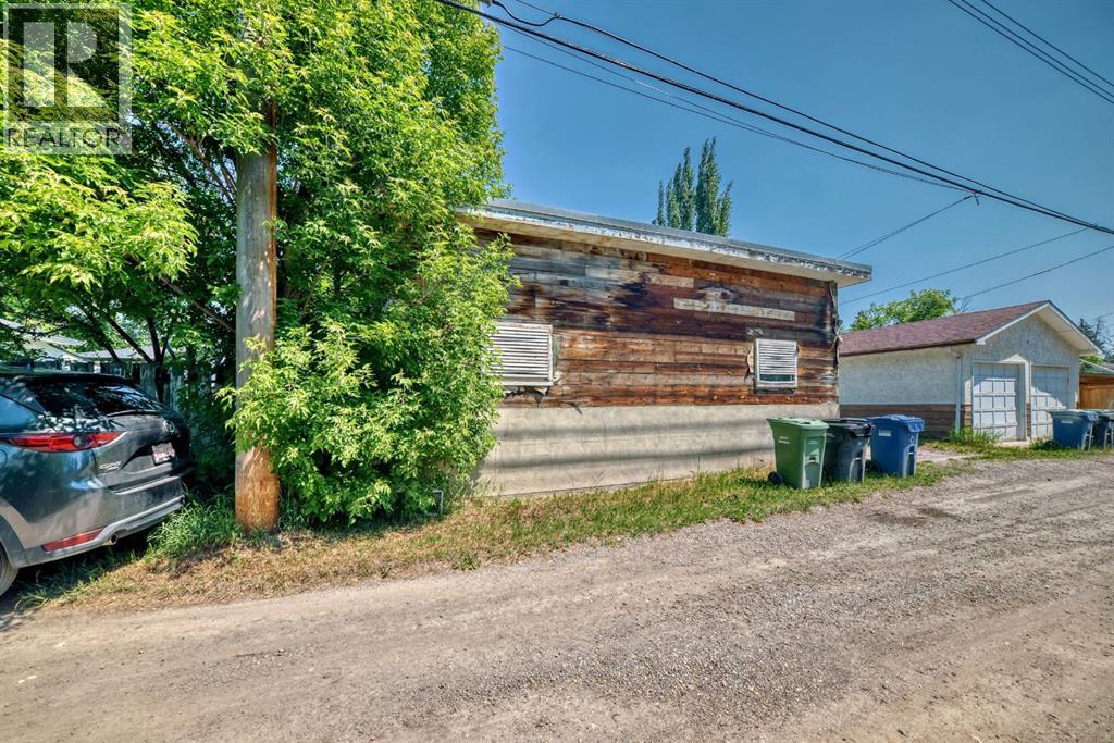 Single Family House Bungalow for Sale in   Avenue NW Bowness Calgary 