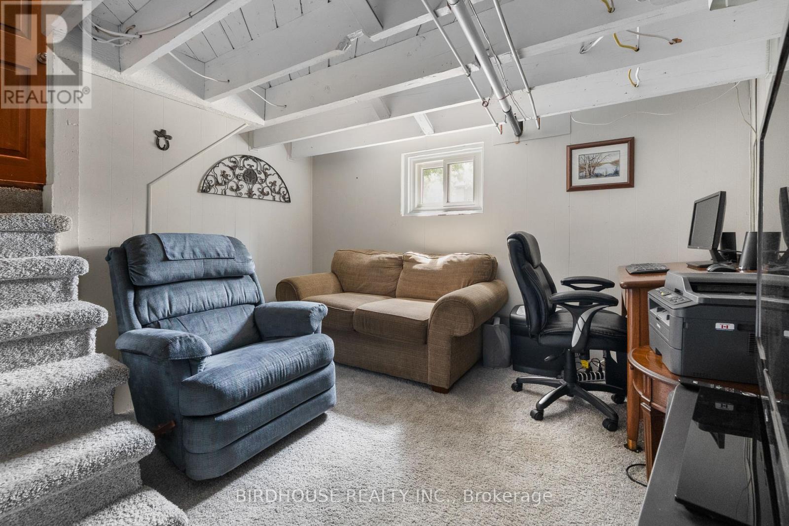 Photo 14 of 27 Francis Street, Kawartha Lakes ON