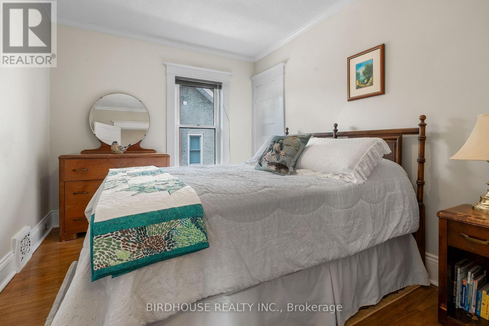 Photo 17 of 27 Francis Street, Kawartha Lakes ON