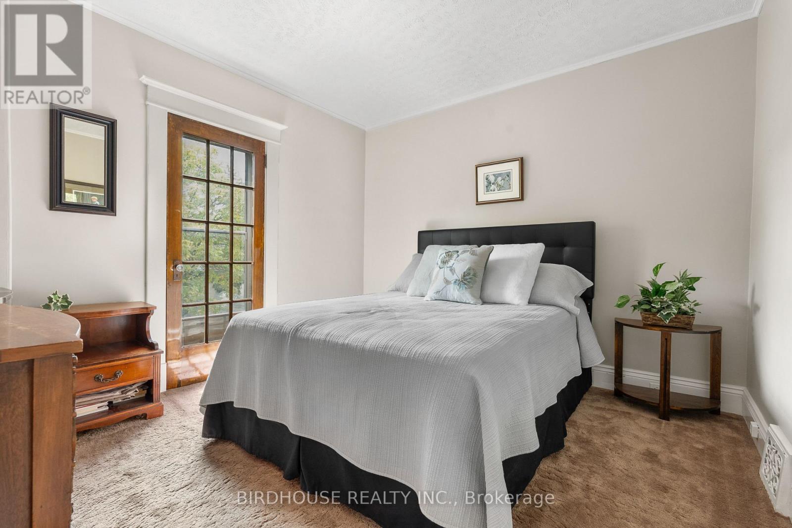 Photo 18 of 27 Francis Street, Kawartha Lakes ON