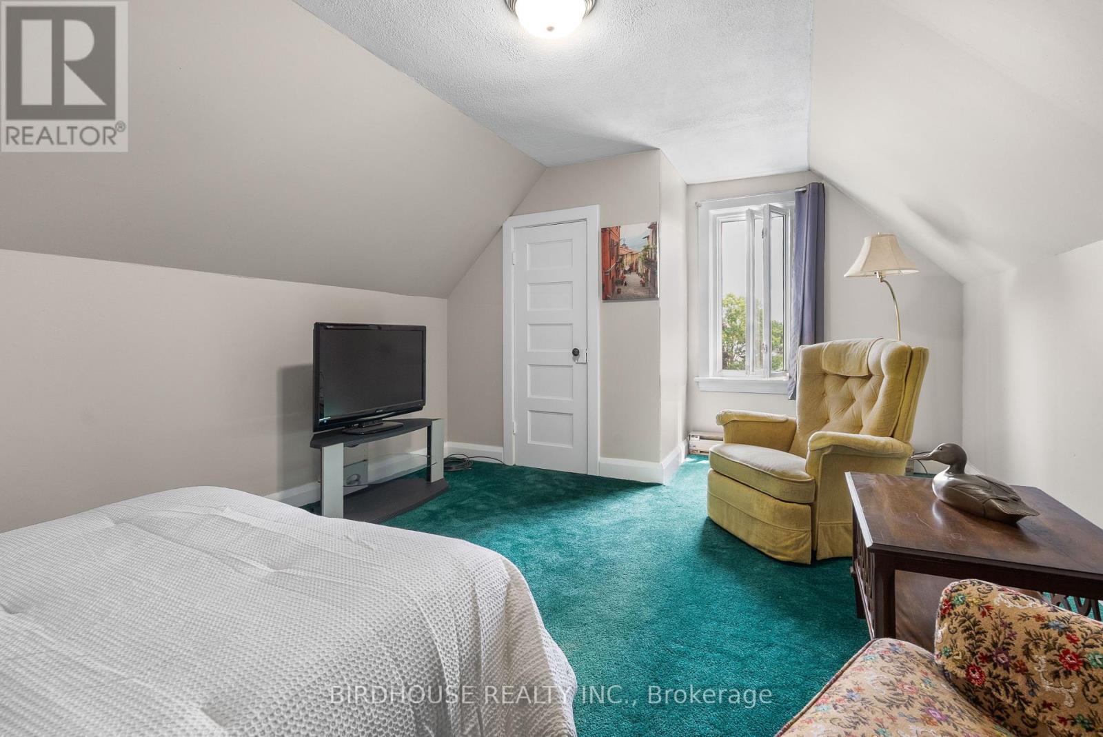 Photo 21 of 27 Francis Street, Kawartha Lakes ON