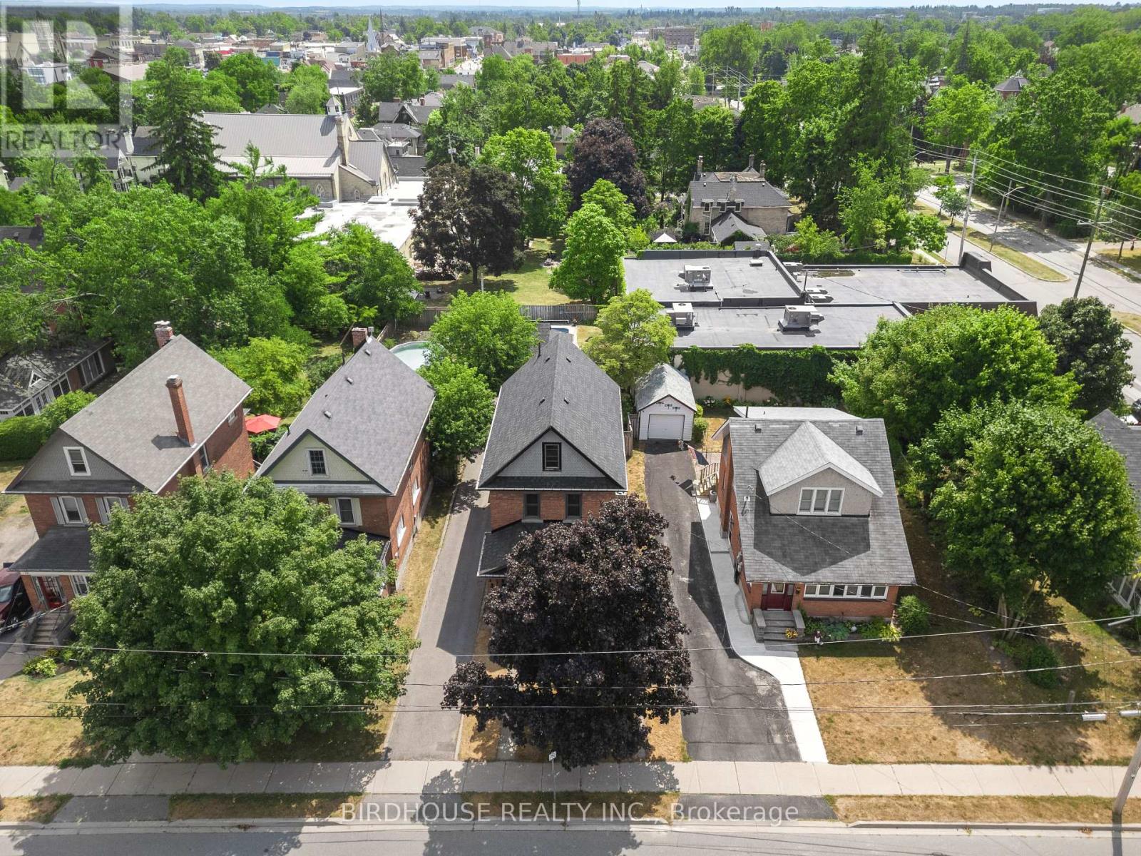 Photo 37 of 27 Francis Street, Kawartha Lakes ON