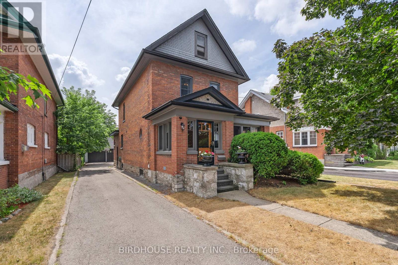 Photo 39 of 27 Francis Street, Kawartha Lakes ON