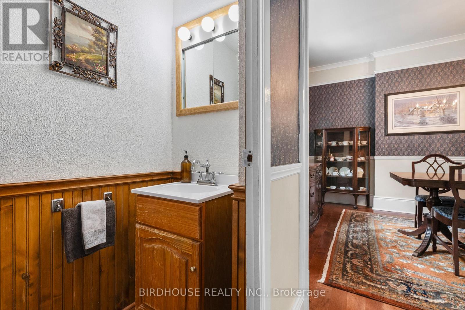 Photo 9 of 27 Francis Street, Kawartha Lakes ON