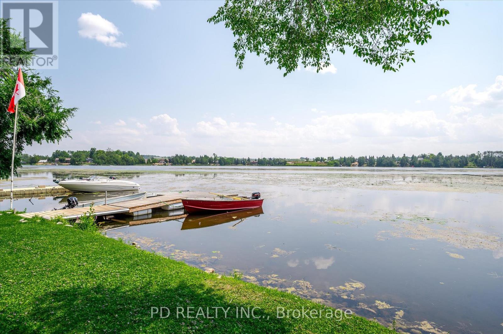Photo 18 of 9 Charlotte Crescent, Kawartha Lakes ON