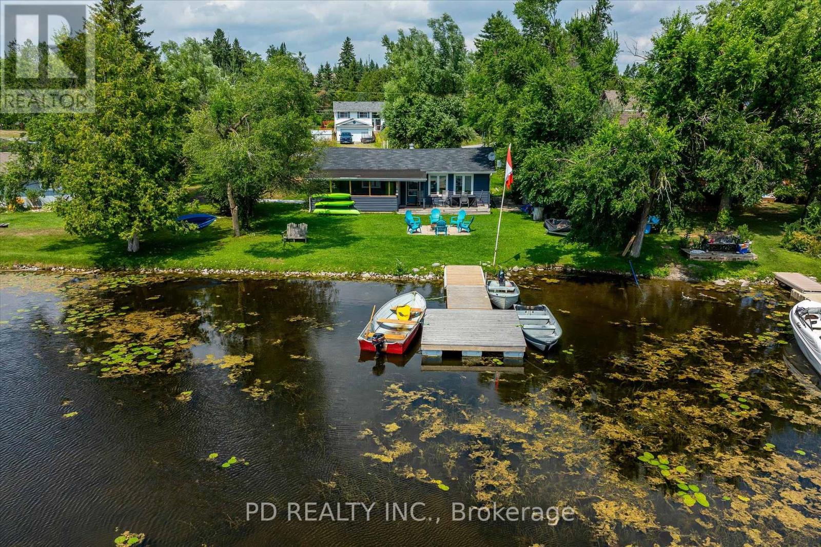 Photo 2 of 9 Charlotte Crescent, Kawartha Lakes ON