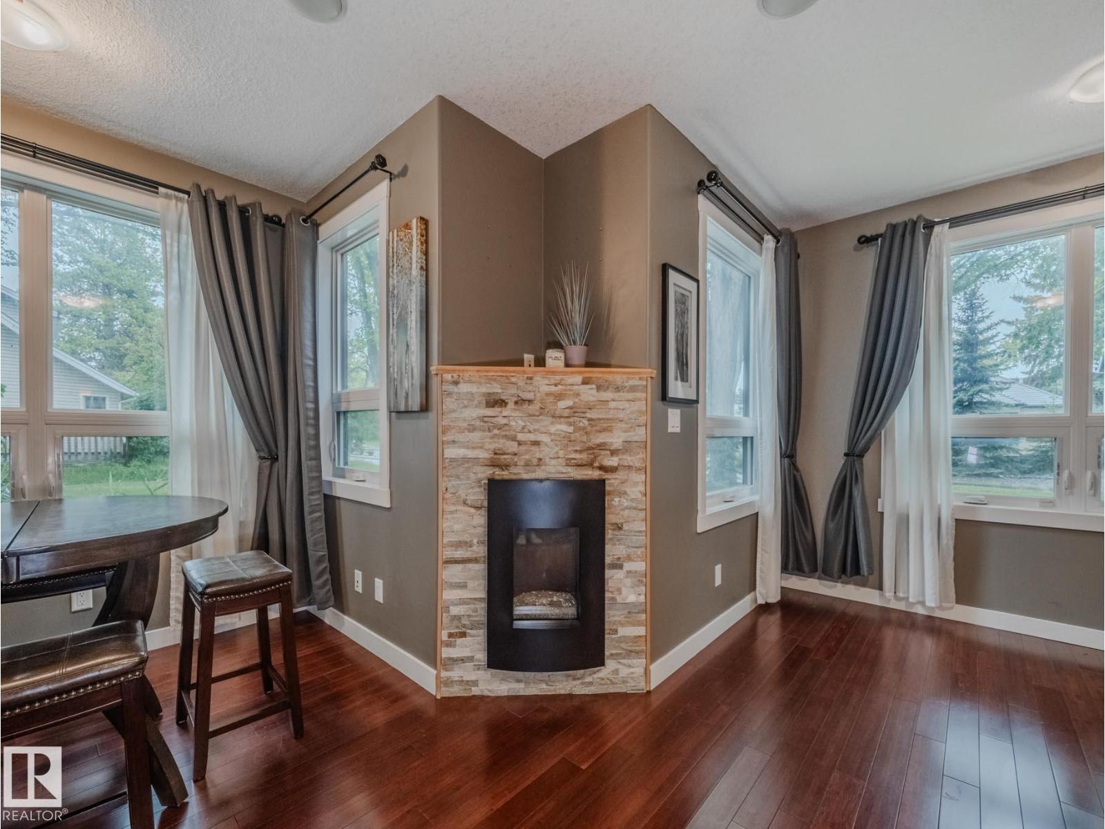 Photo 3 of 8306 108 St Nw, Edmonton AB