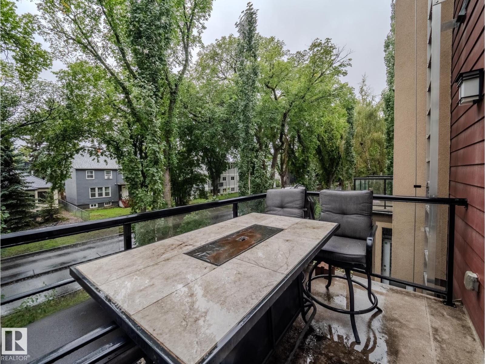 Photo 11 of 8306 108 St Nw, Edmonton AB