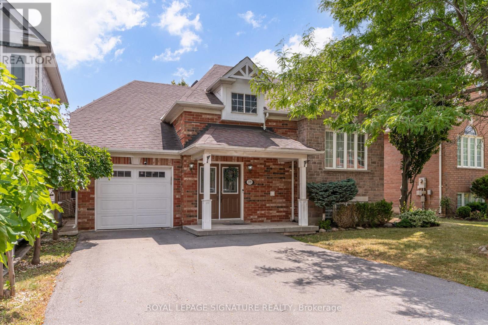 Photo 1 of 39 Treeline Boulevard, Brampton ON