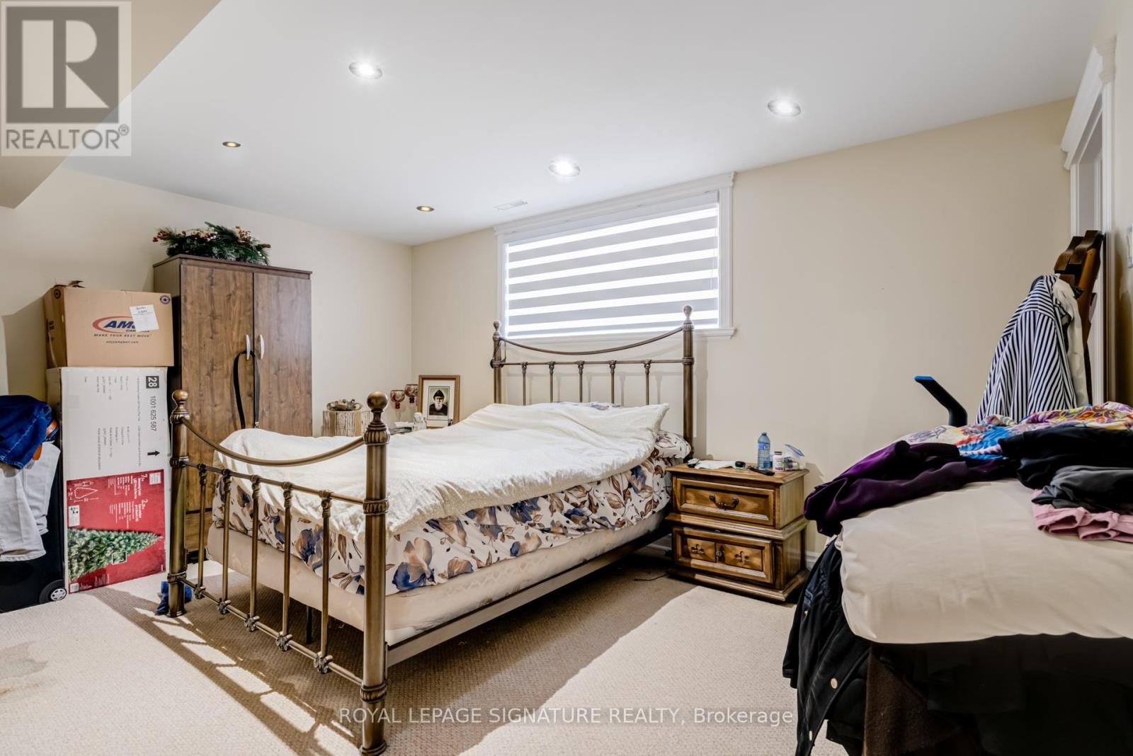Photo 36 of 39 Treeline Boulevard, Brampton ON