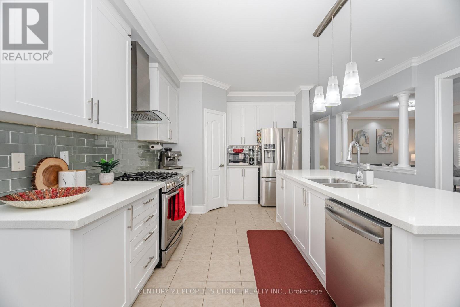 Photo 24 of 11 Vernosa Drive, Brampton ON