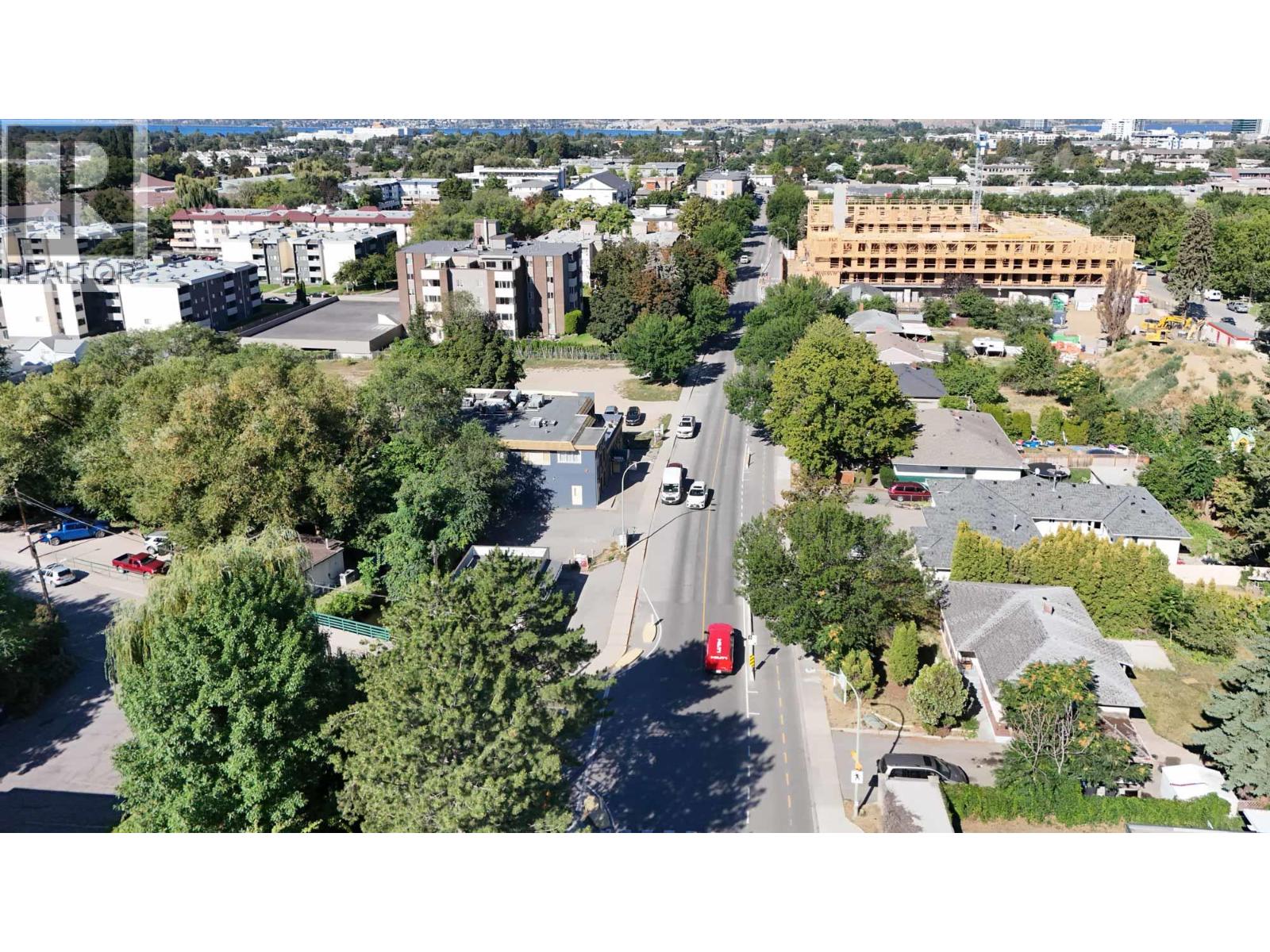  1359 Sutherland Avenue, Kelowna