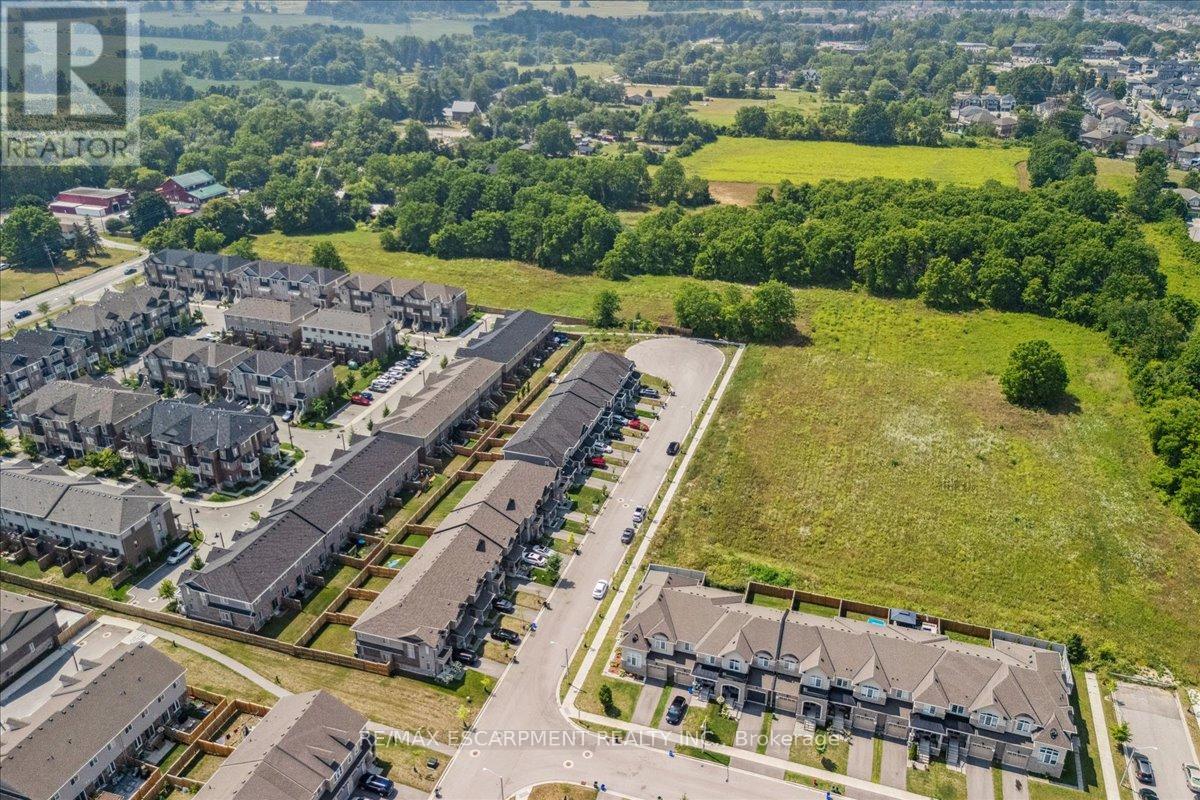 Photo 41 of 81 Beasley Grove, Hamilton ON