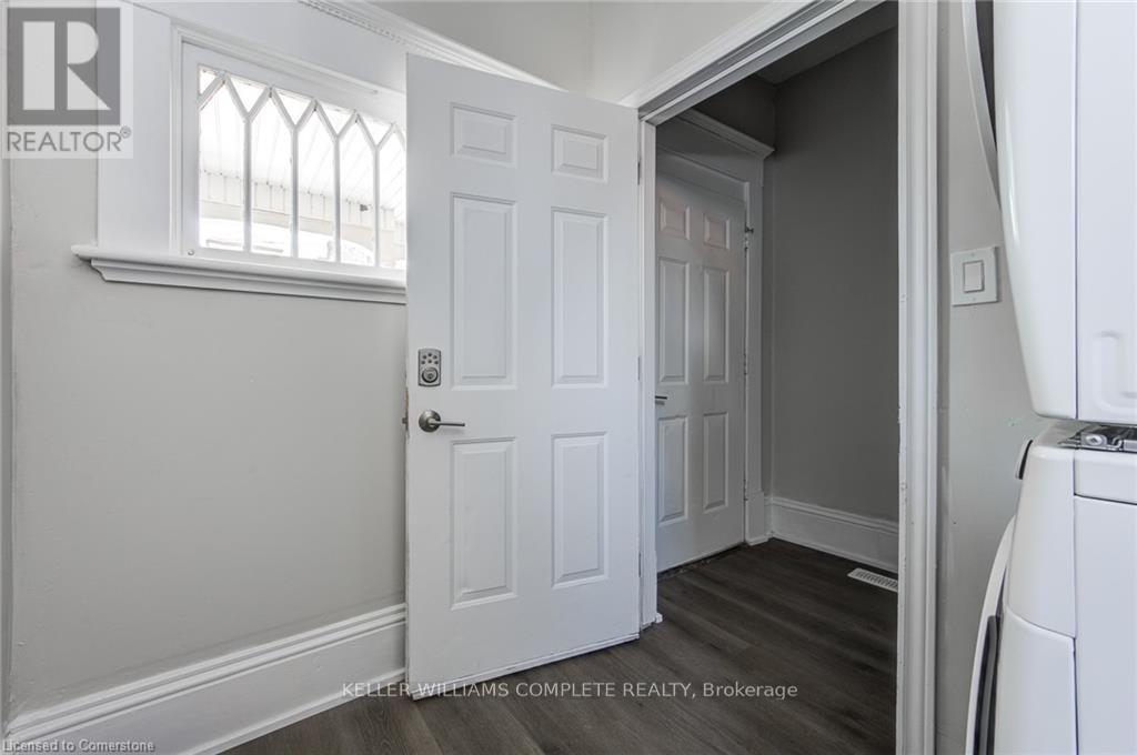 Photo 13 of Upper 200 Park Avenue, Brantford ON