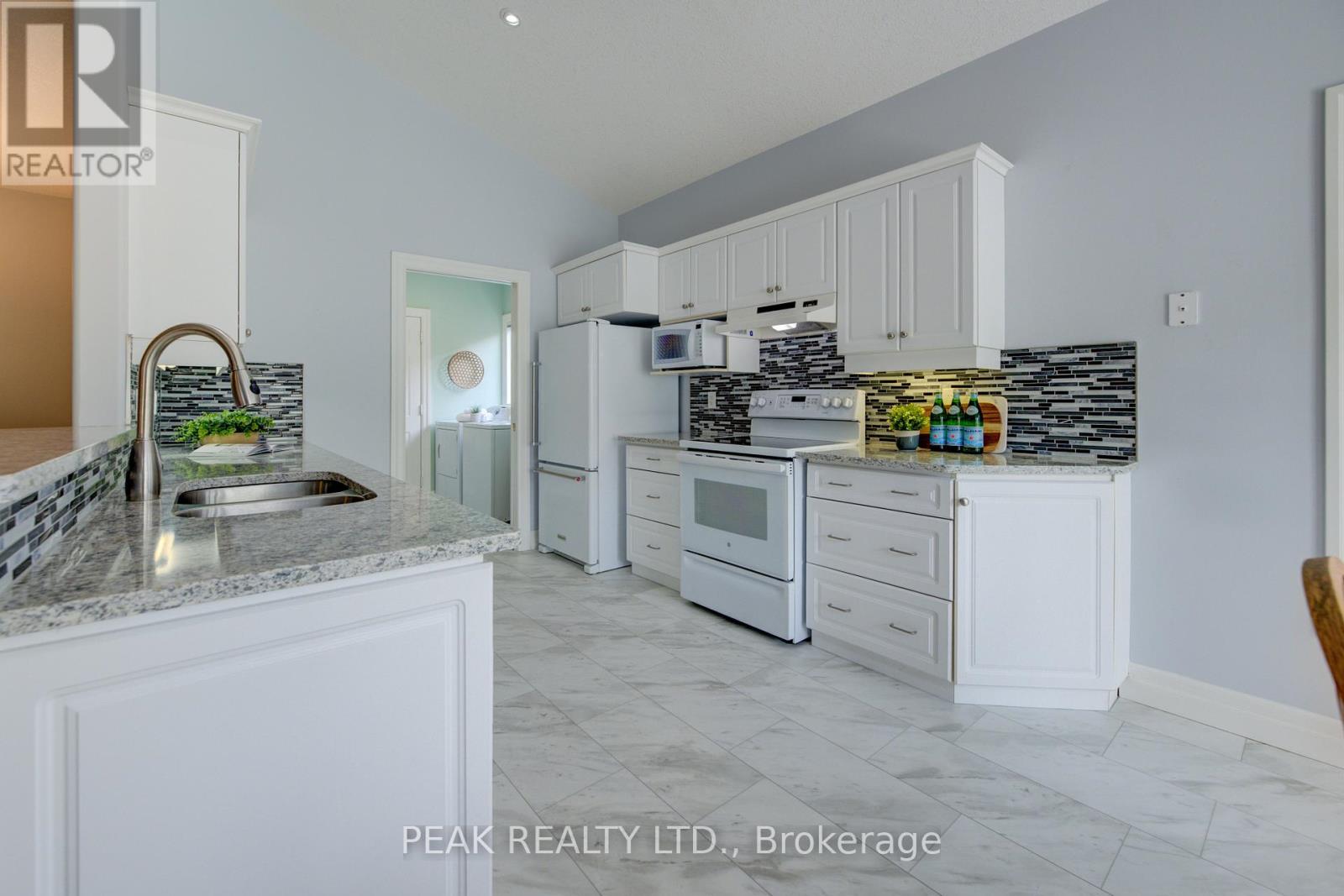 Photo 14 of 59 Devonshire Drive, Wilmot ON