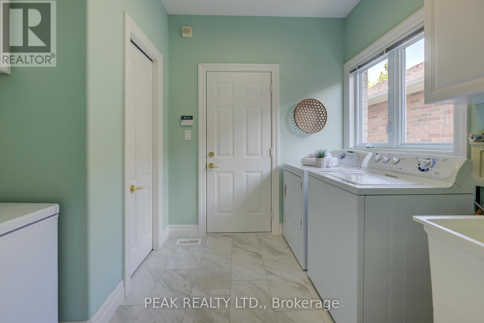 Photo 30 of 59 Devonshire Drive, Wilmot ON