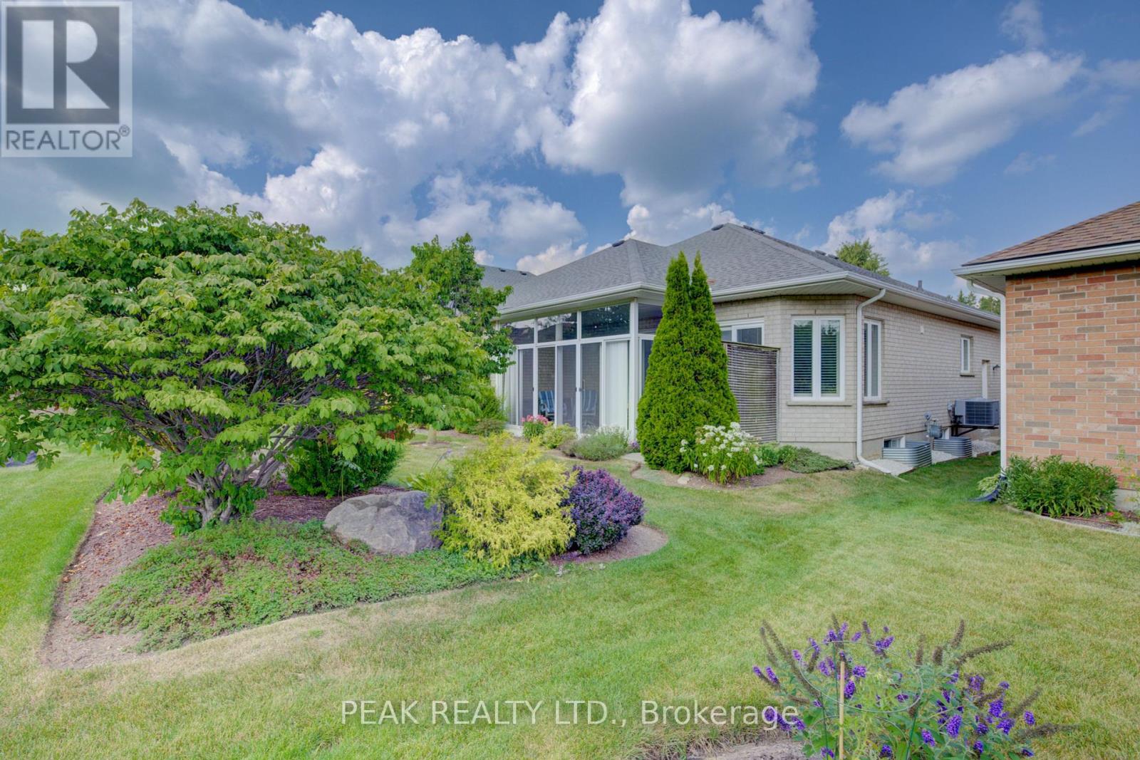 Photo 41 of 59 Devonshire Drive, Wilmot ON