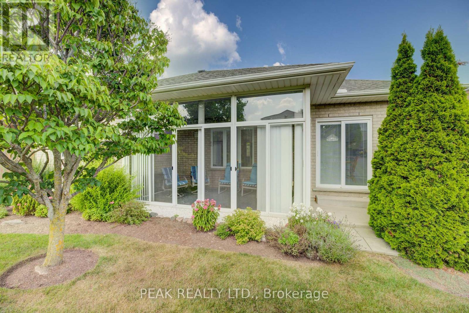 Photo 43 of 59 Devonshire Drive, Wilmot ON