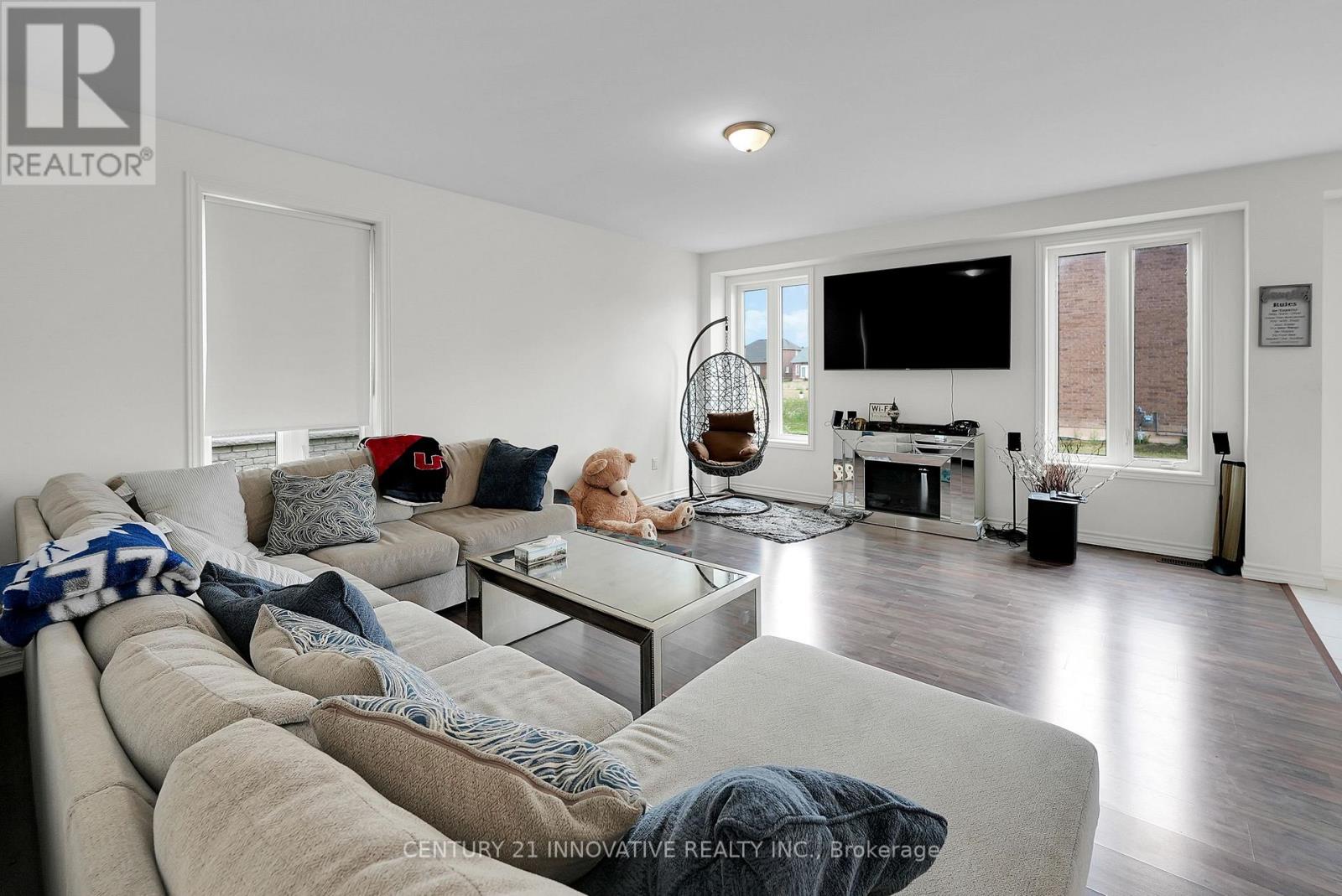 Photo 9 of 1450 Sharon Drive, Fort Erie ON