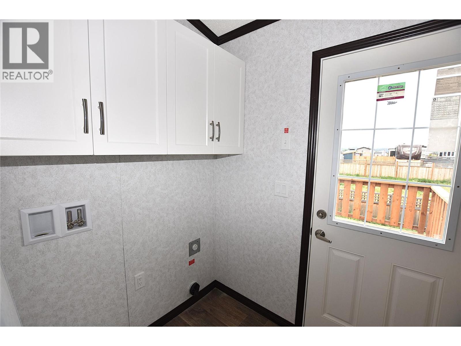 #24 61 Antoine Road - 27