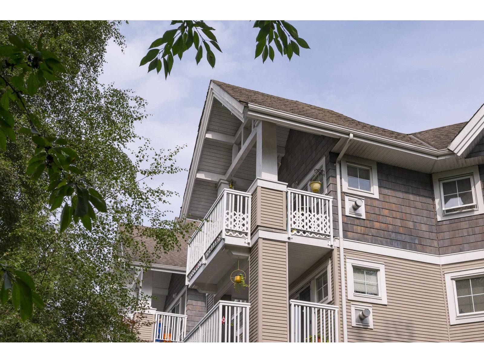 Photo 32 of 410 20750 Duncan Way, Langley BC