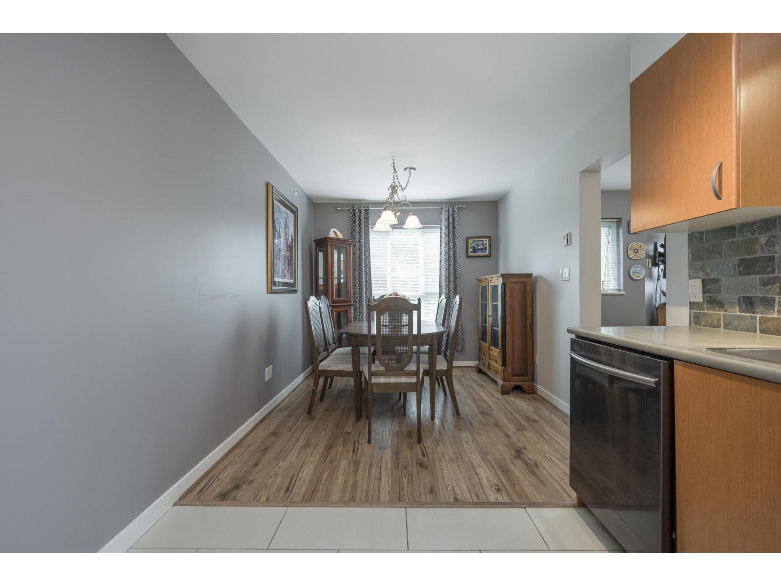 Photo 15 of 410 20750 Duncan Way, Langley BC