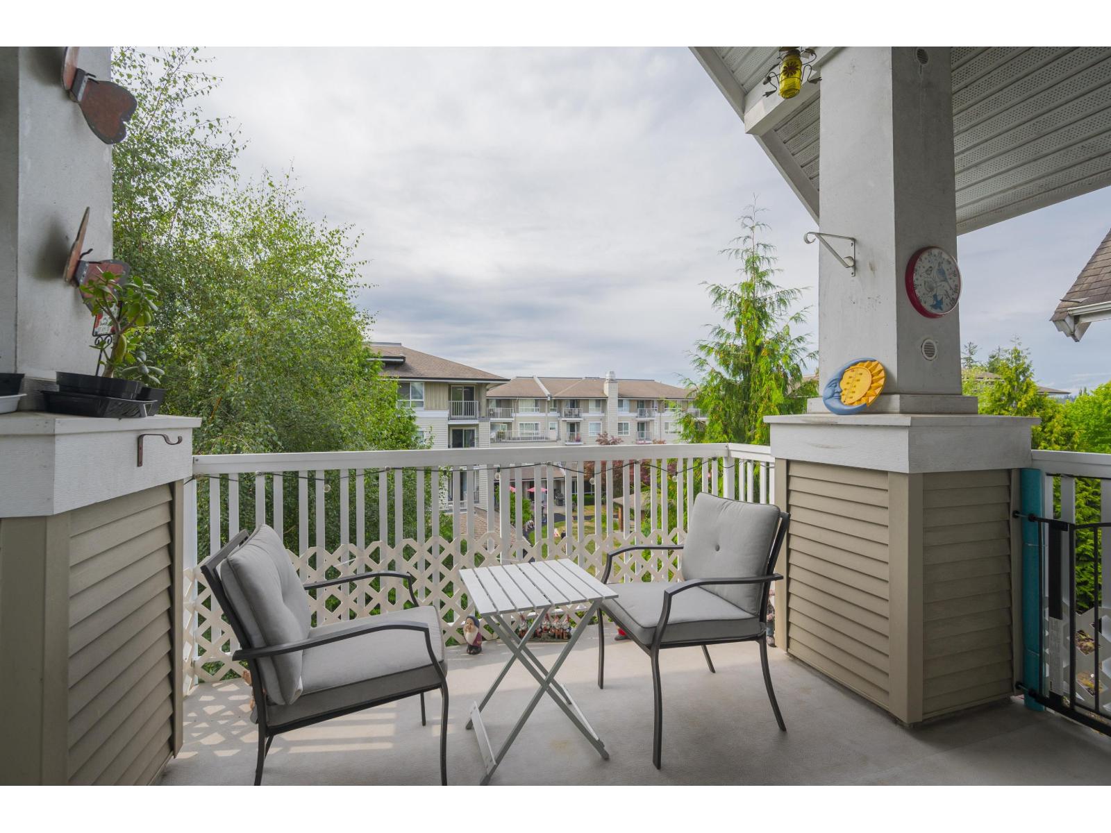 Photo 7 of 410 20750 Duncan Way, Langley BC
