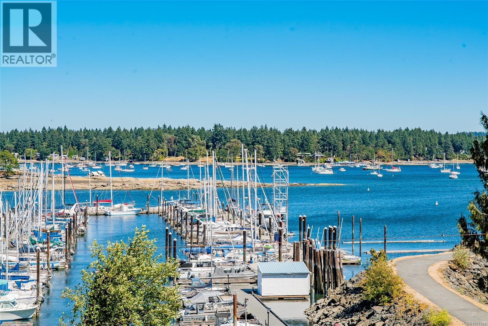Photo 2 of 204 375 Newcastle Ave, Nanaimo BC