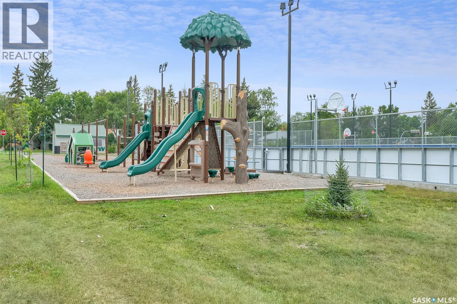 Photo 45 of 2919 Athol Street, Regina SK