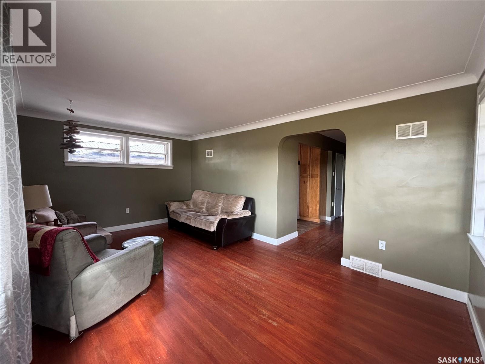 Photo 7 of 2919 Athol Street, Regina SK