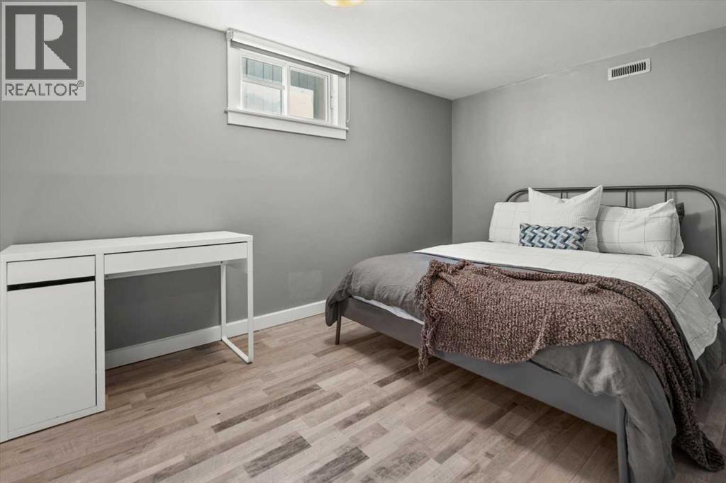 Single Family House Bungalow for Sale in  Mountview Crescent NE Winston Heights/Mountview Calgary 