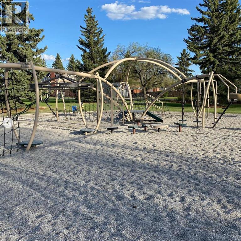 Single Family House Bungalow for Sale in  Mountview Crescent NE Winston Heights/Mountview Calgary 