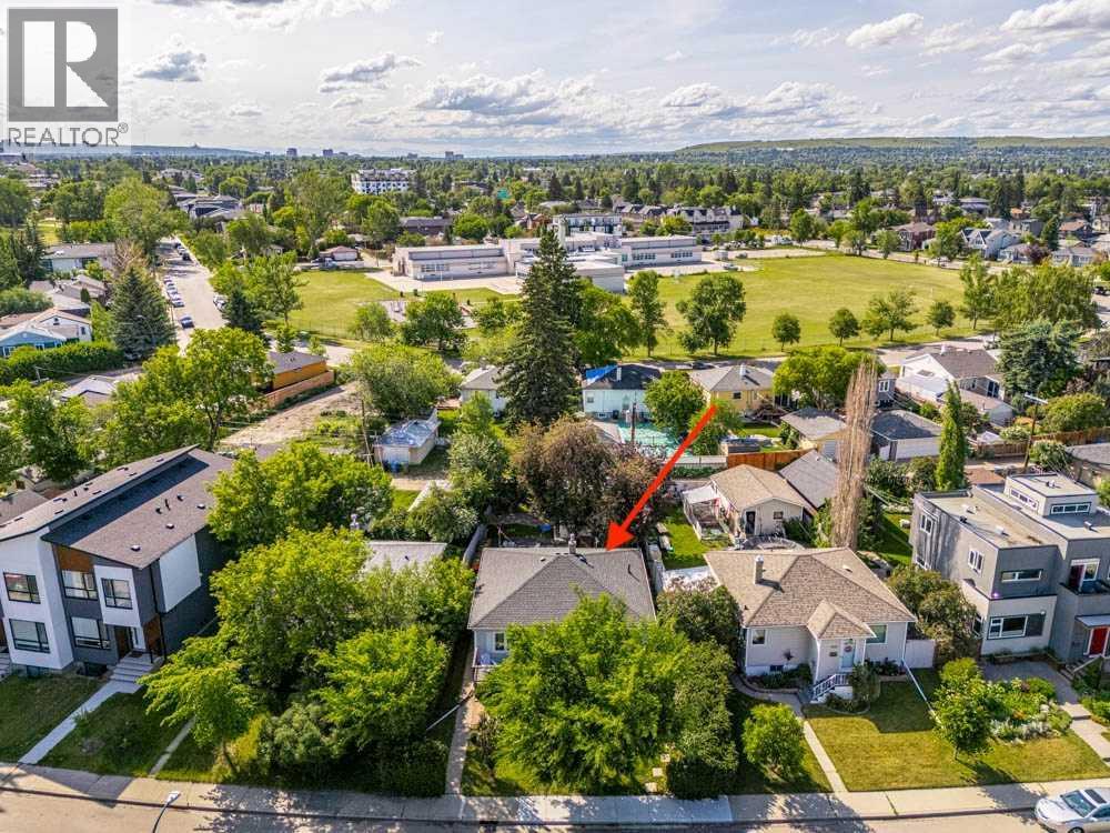 Single Family House Bungalow for Sale in  Mountview Crescent NE Winston Heights/Mountview Calgary 