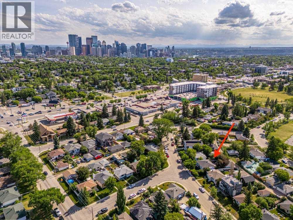 Single Family House Bungalow for Sale in  Mountview Crescent NE Winston Heights/Mountview Calgary 