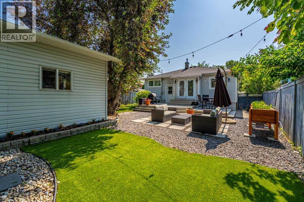 Single Family House Bungalow for Sale in  Mountview Crescent NE Winston Heights/Mountview Calgary 