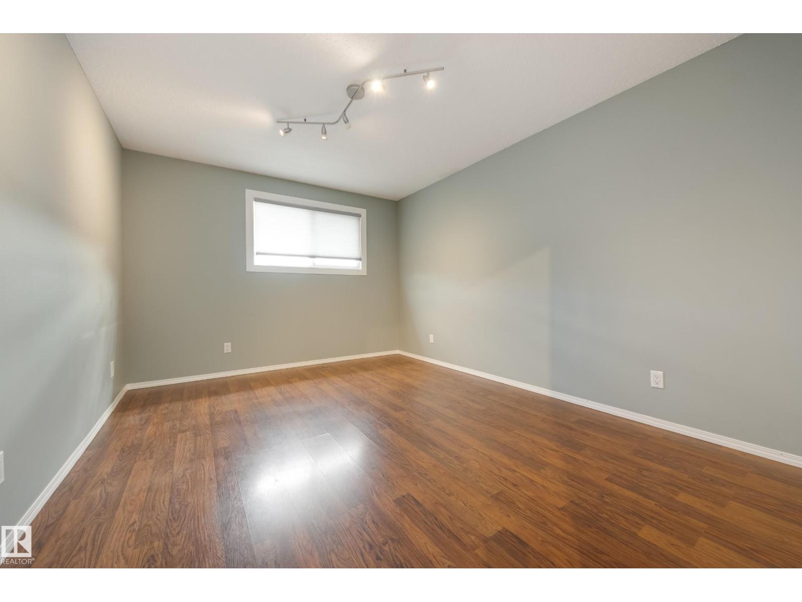 Photo 28 of 13069 34 St Nw, Edmonton AB