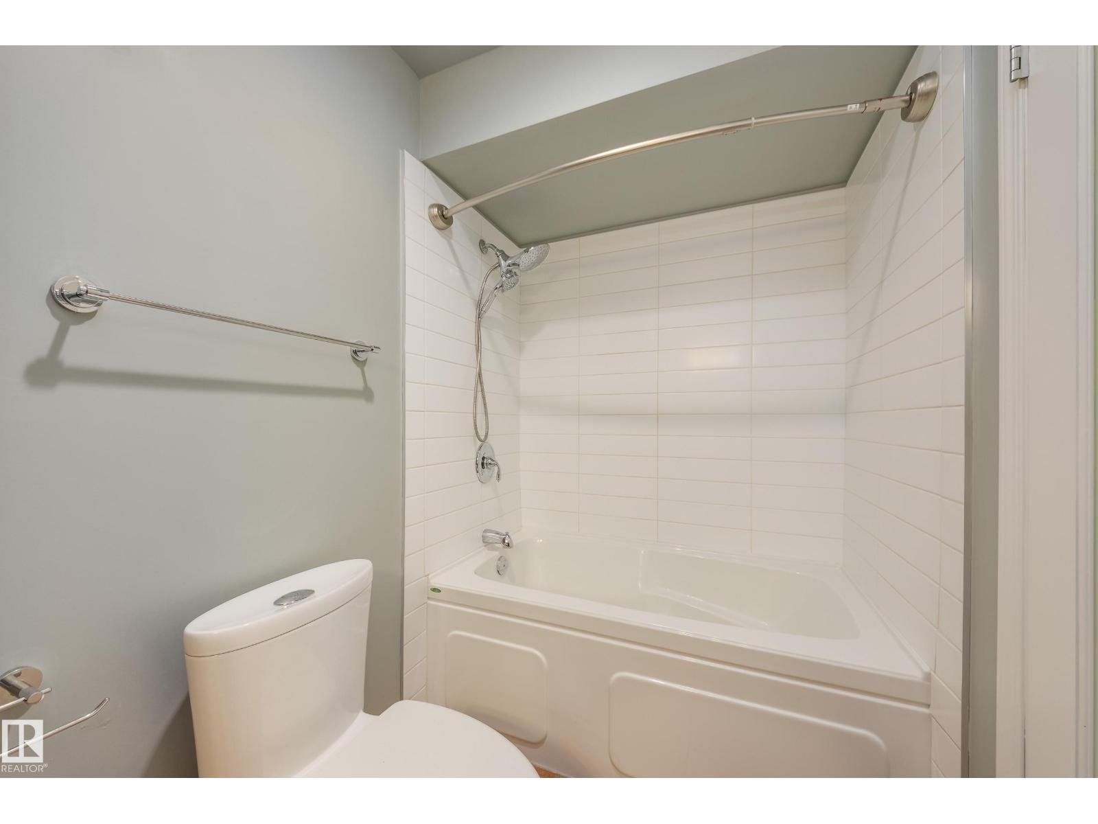 Photo 31 of 13069 34 St Nw, Edmonton AB