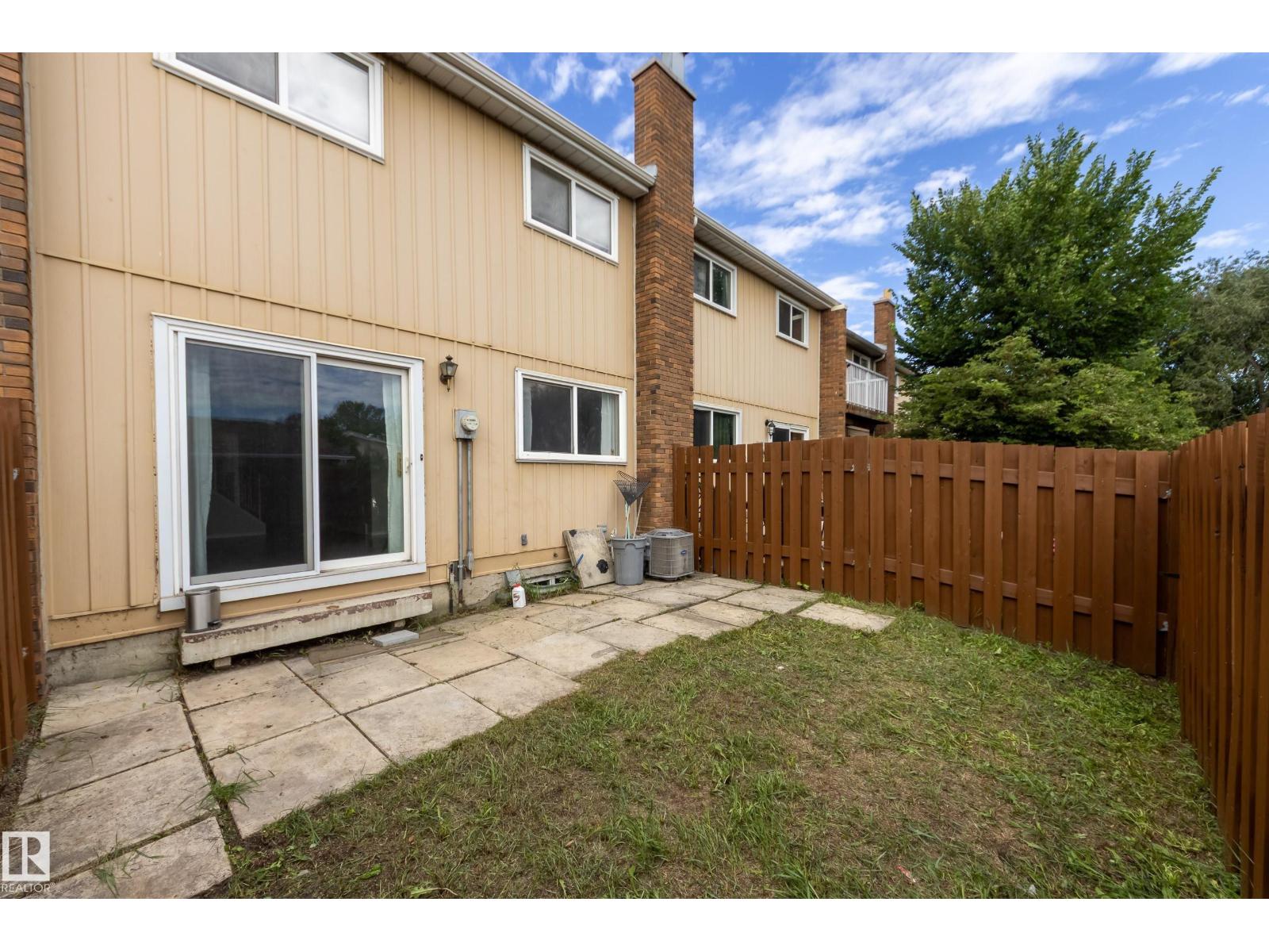Photo 38 of 13069 34 St Nw, Edmonton AB